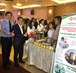 Giảng viên, CBNV Đại học Đông Á hỗ trợ tiêu thụ nông sản, gia cầm cho người dân do ảnh hưởng dịch Covid-19 